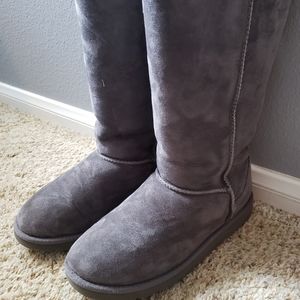 Tall Grey Uggs